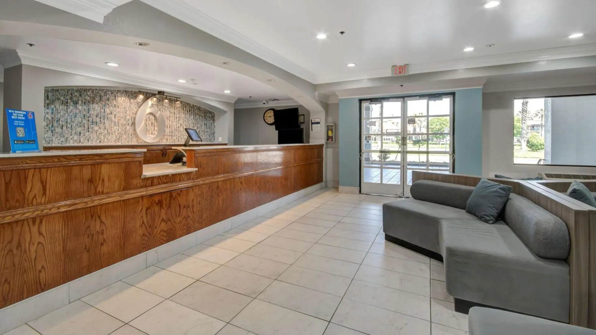 Hotel Studio 6 Ontario Ca Convention Center Airport